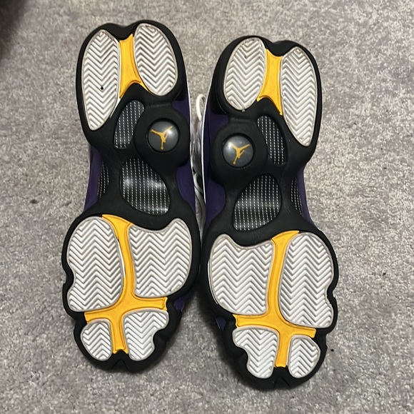 Air Jordan Retro 13 GS Court Purple - Picture 4 of 6